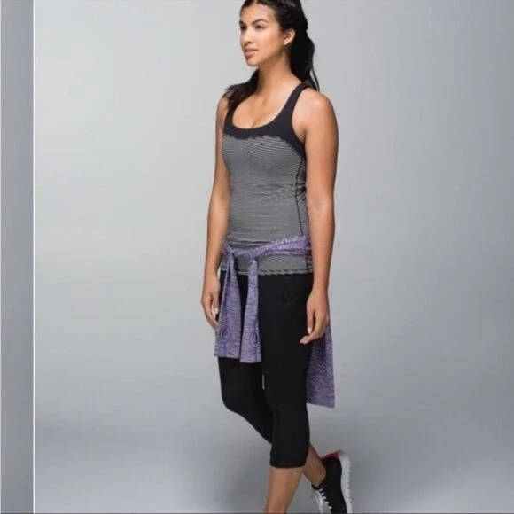 Lululemon Run: First Base Tank - Picture 3 of 6